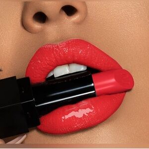 Morphe Matte Lipstick Hot Shot full size